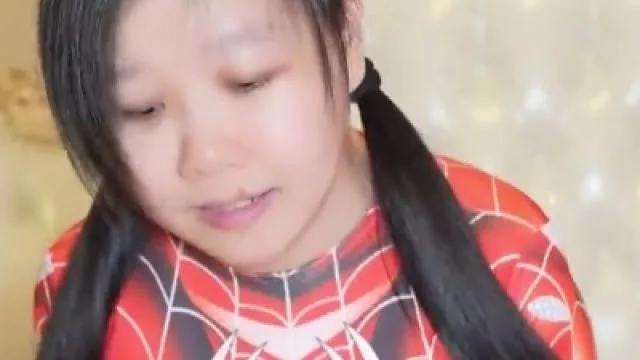 蜘蛛侠女上位骑乘榨汁-冰凌紫萱