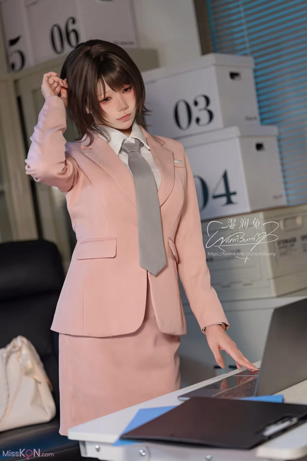 Coser@黏黏团子兔: 2026年08月订阅 职场新人无惨 上篇