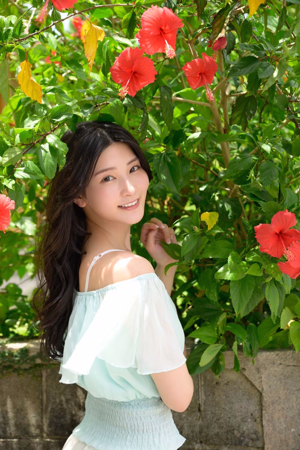 [JP] Suzu Honjo (本庄鈴): FRIDAYデジタル写真集 美貌の極み Vol.1 17