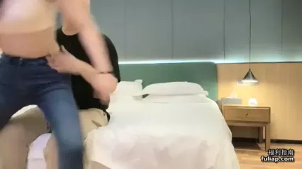 女白领酒店援交 现在的女孩子太爱慕虚荣了 封面