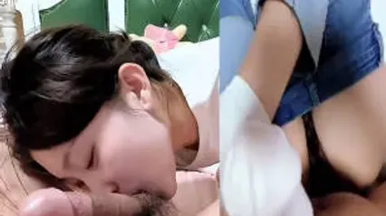 极品喷水娃美女 嘴上嫌弃鸡巴臭还是吃得很尽兴 被无套大屌插入骚逼被操到疯狂喷水 高潮痉挛呻吟叫喊淫水喷不停！ 封面