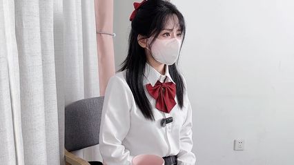 巨乳福利姬 樱空桃桃 巨乳女大学生特殊性治疗 用无套肉棒直接内射中出JK小穴！ 封面