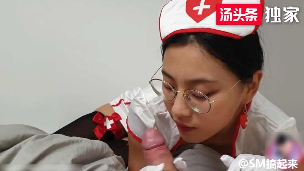 刘玥深喉口技为你检查身体，口爆释放欲望。