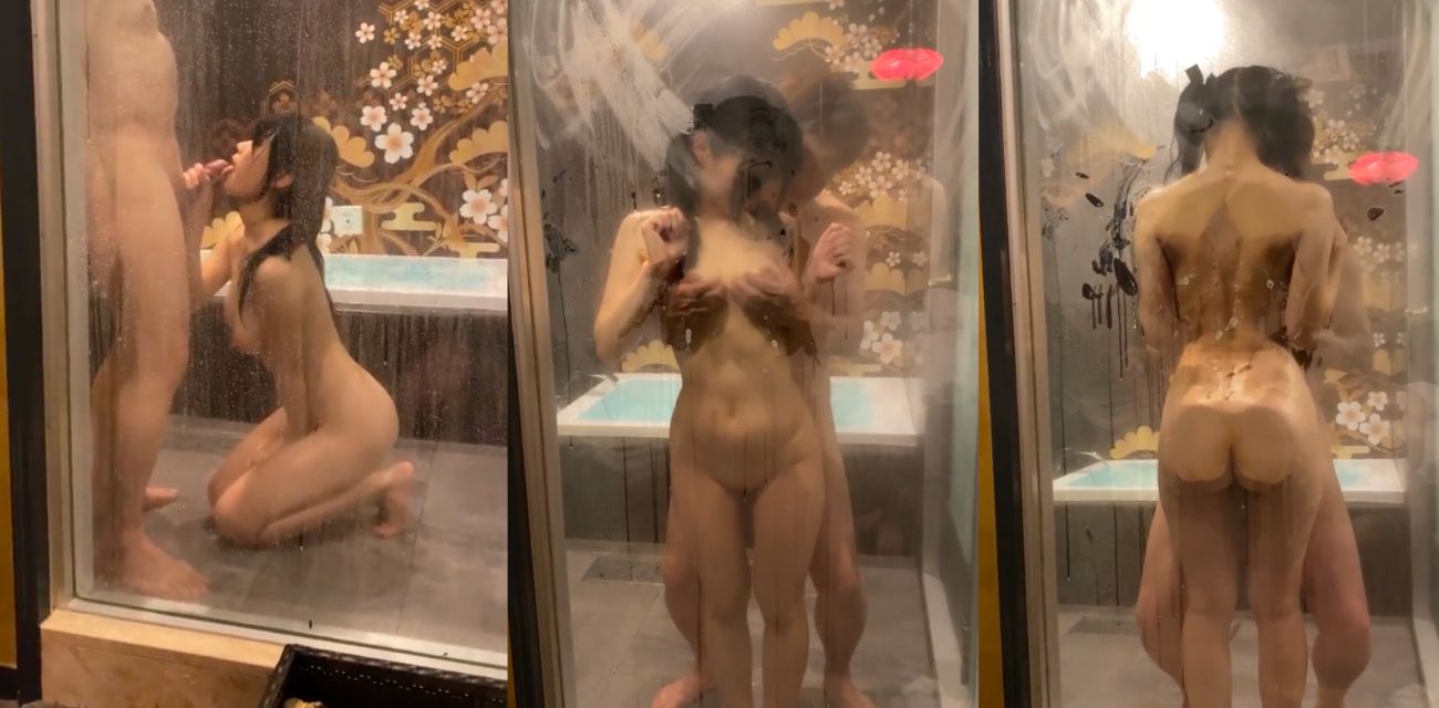 极品少女厕所跪地口交，奶子印在玻璃上极其诱人