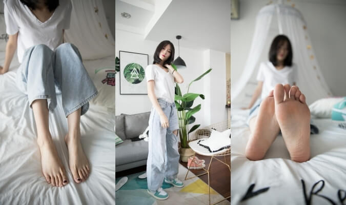 青春萌妹猫耳装，美腿丝袜诱惑你，清新恋物风情万种。