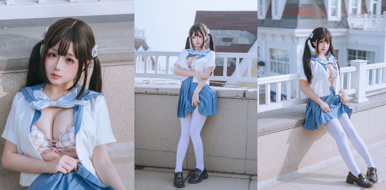 双马尾美少女化身饥渴母狗，穿着开档黑丝被后入内射