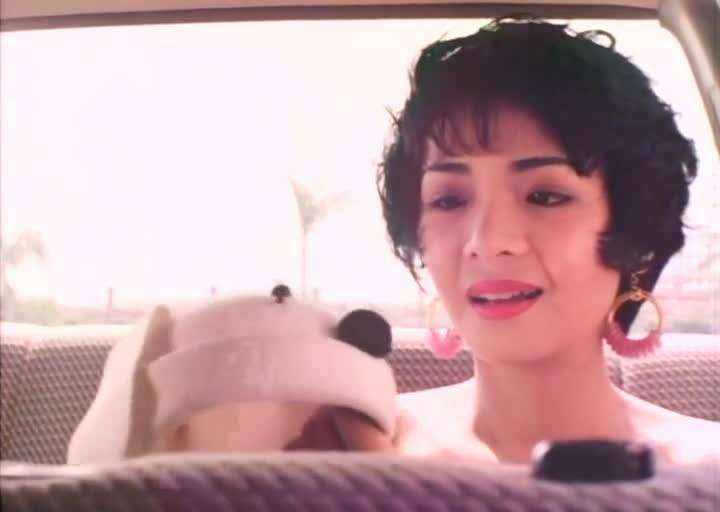 香港经典三级特区爱奴,性感女神激情献艺