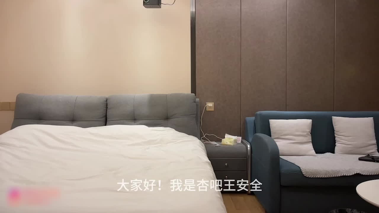 极品探花约啪 约炮05美女 偷拍系列 嫩妹子一碰就流水受不了