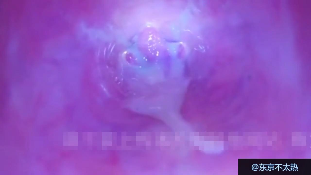 调教母狗的极致快感：炮机与窥阴镜齐上阵，强制连续高潮的极限快感。