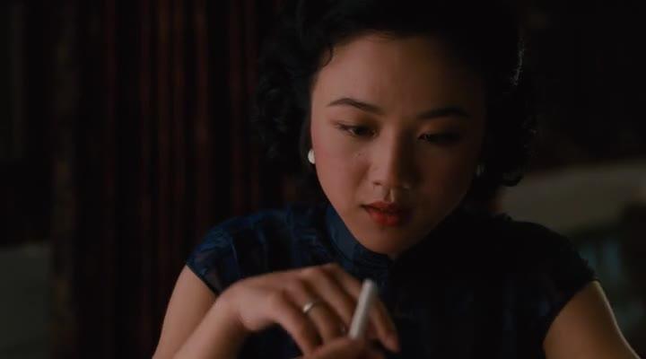 香港经典三级色戒 官能诱惑之旅揭秘 禁忌之爱