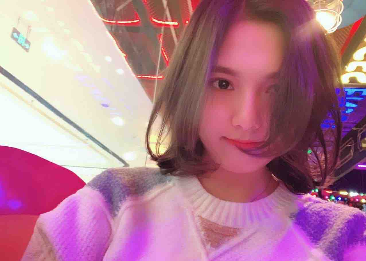 反差婊良家少妇，性饥渴母狗露脸约炮，淫妻饥渴难耐，欲火焚身，露脸求插。