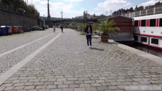 捷克街头挑战之钞能力搭讪 第二弹 真诚打动妹子 带去小树林户外无套中出