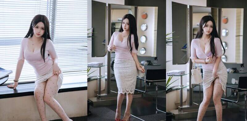 淫乱性爱天花板4人大战 边操别人老婆边让老婆给她舔逼，也太刺激了