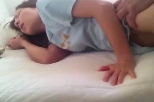 小舅子乱伦嫂子，粉嫩少妇被干得魂飞魄散