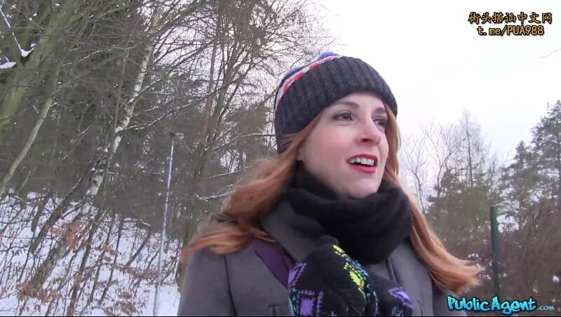 捷克街头 雪地偶遇性感美女 见色起意搭讪到车上内射