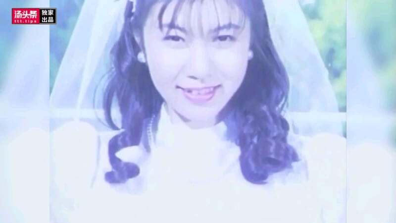 80年代经典国产三级，绝美新娘婚前激情啪啪啪这是一部经典的国产三级电影，带你重温80年代的激情岁月