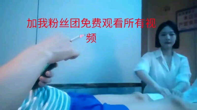 短发美女技师，摸摸搞搞，再到会所熟女技师半套服务，柔软大奶乳交，毒龙转