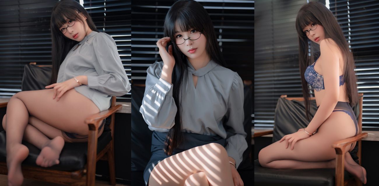 微胖精神小妹戴着乳夹，掰开肥逼求爸爸快点操