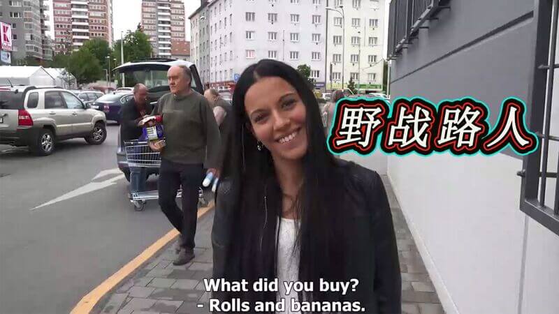 小店员不买我的帐，转身搭路人野战中出 少妇风情万种难挡 高画质单体作品