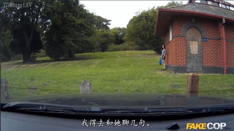 捷克街头搭讪黑丝美女,激情内射性爱体验