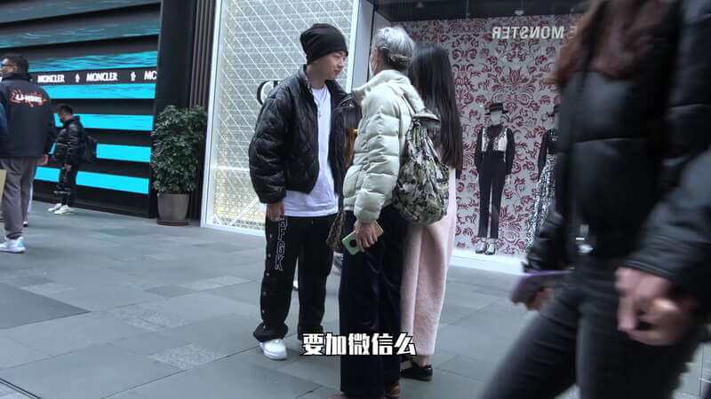 如何搭讪轻熟女，40岁轻熟女的勾引秘籍，轻熟女的搭讪攻略