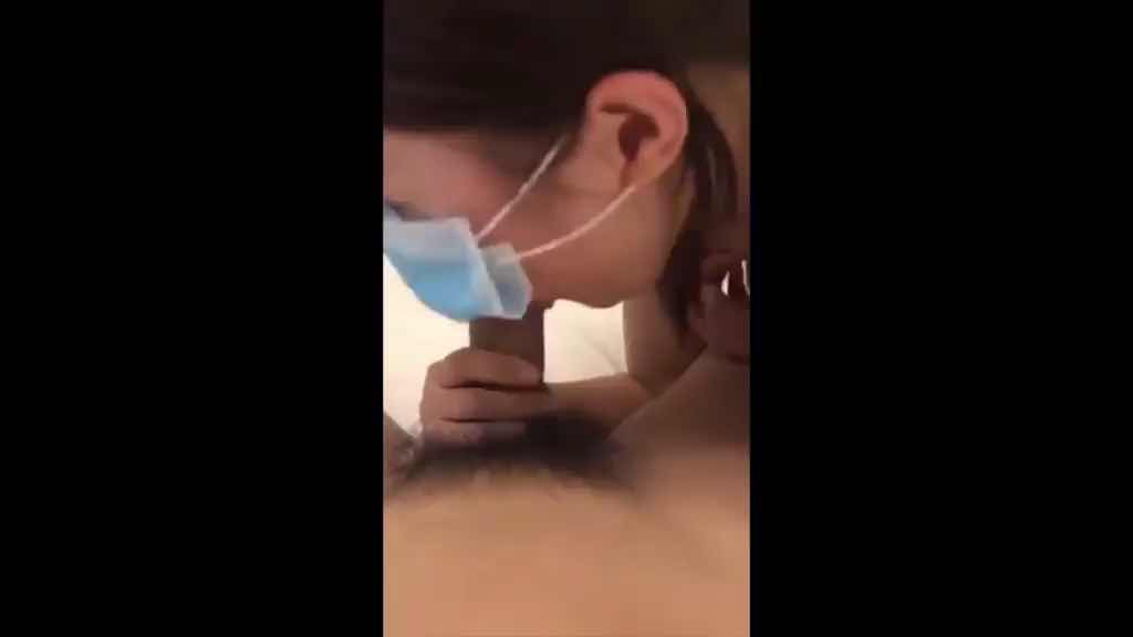 某换妻群流出不雅视频，口交女王引群内骚动