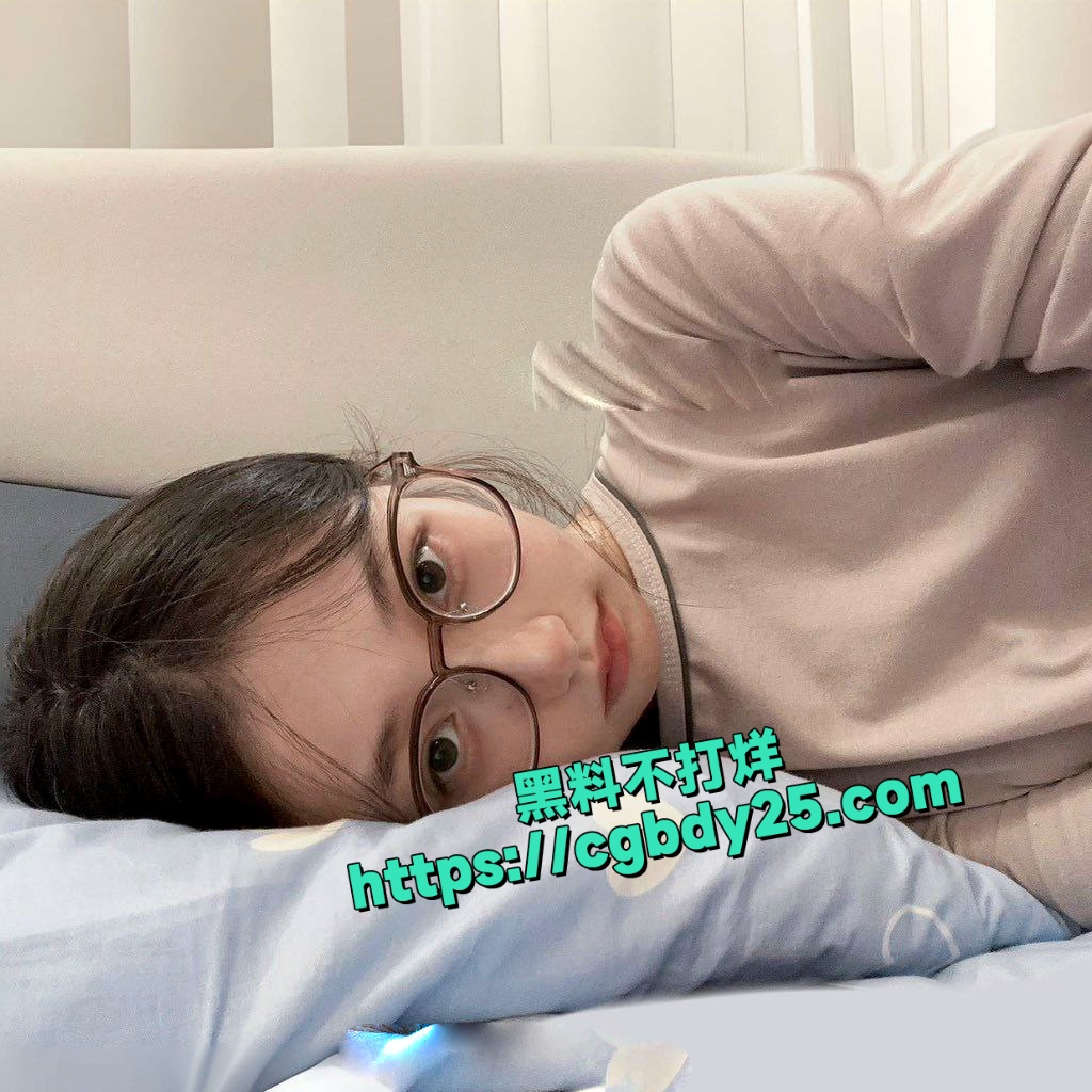 极品萌妹清水私拍萌妹家中自慰福利合集4