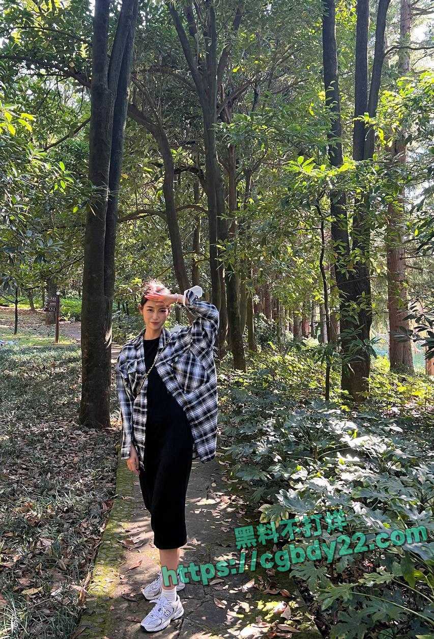 云南高校美女应聘模特5