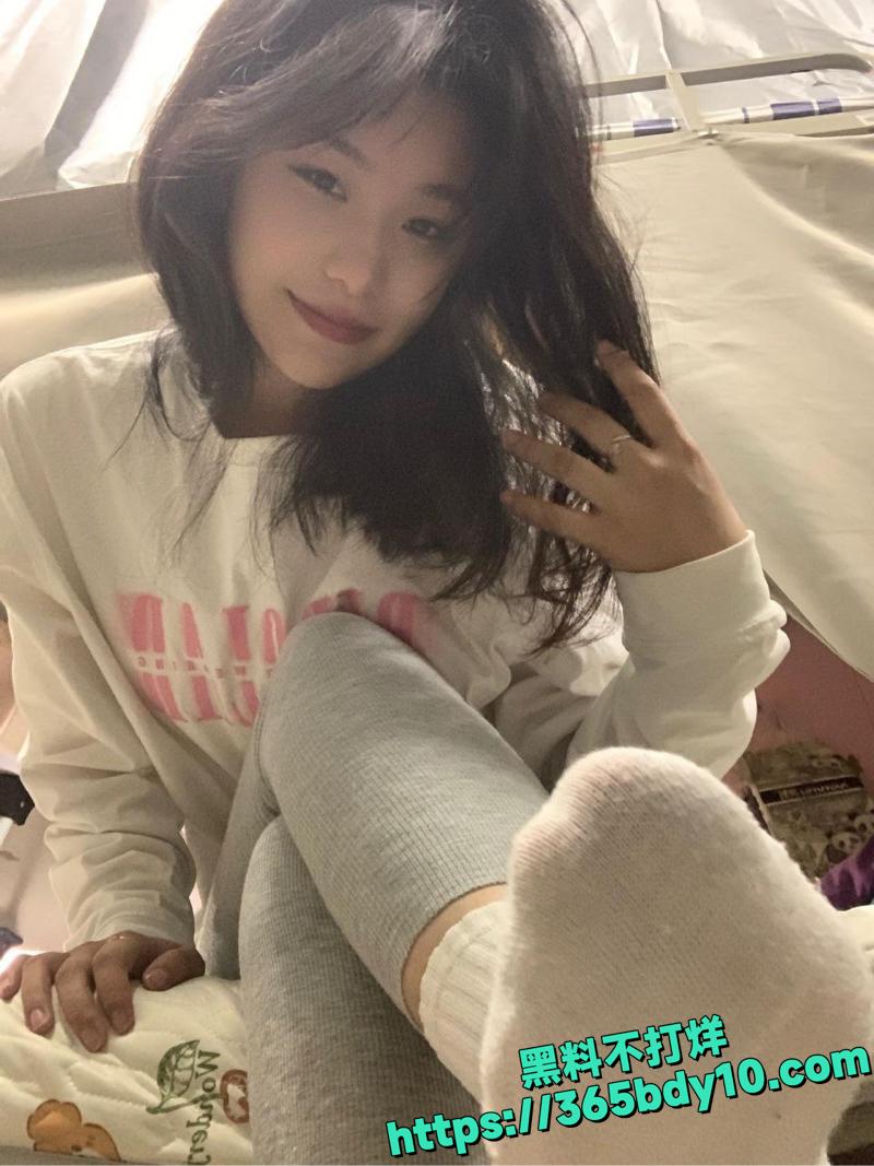 网红小痞太帅了会员私拍泄露26