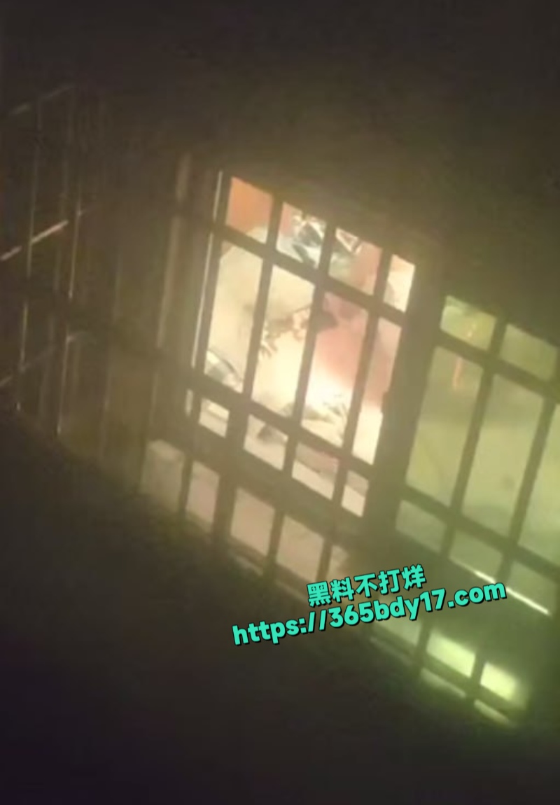 操笔忘关窗现场直播
