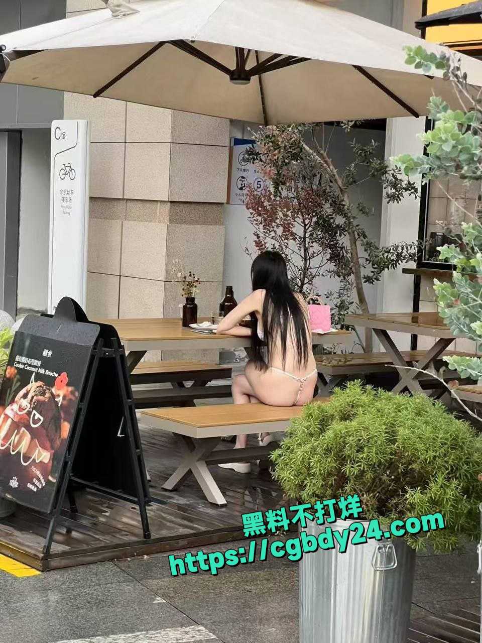 成都万象城户外露出3