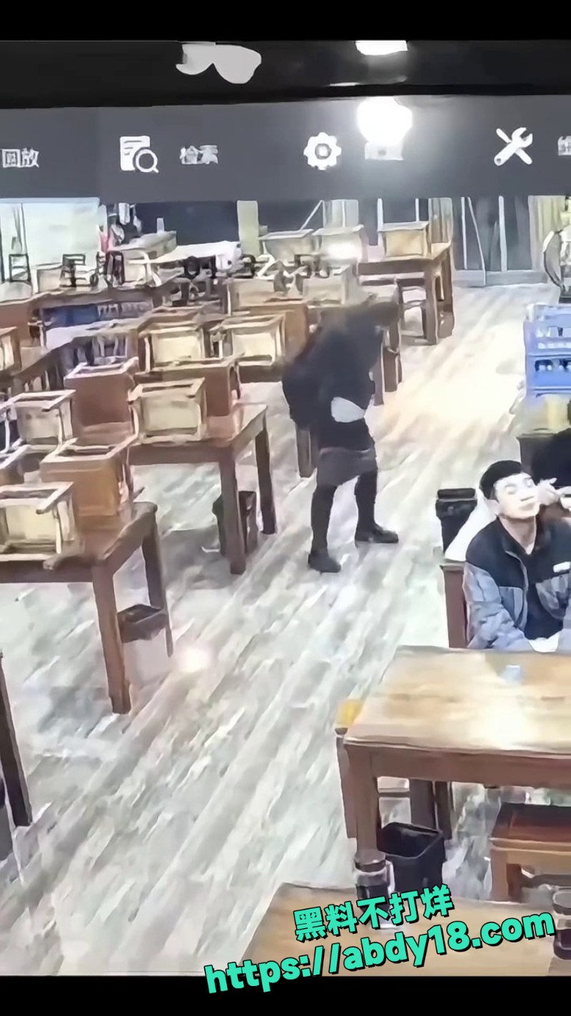 集美随地大小便不擦屁股8