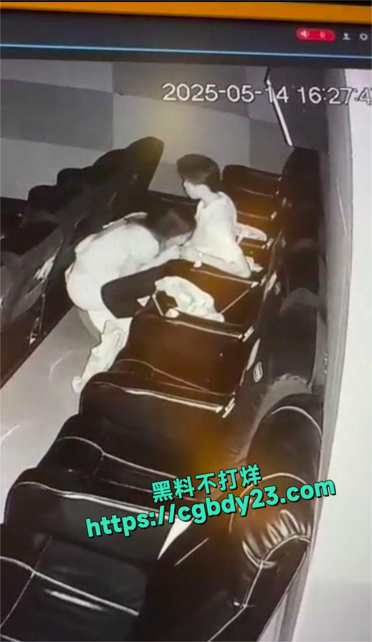 电影院小情侣2