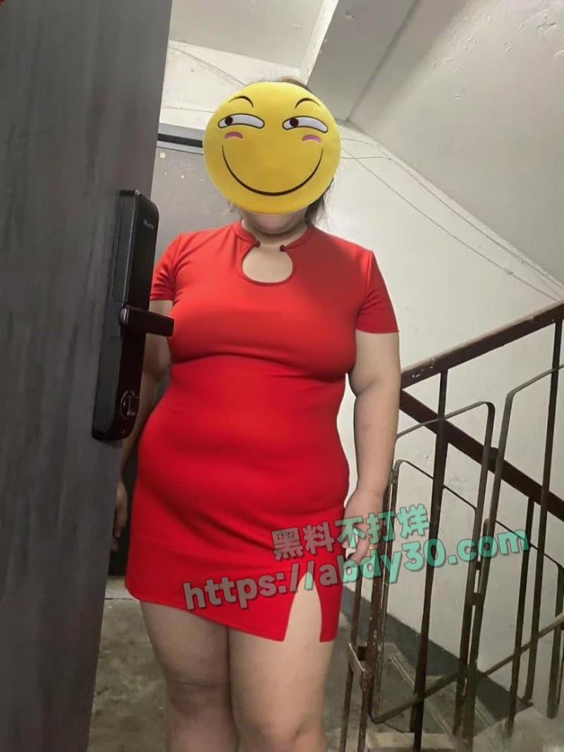 暗水之下爱上肥老姨第二集3