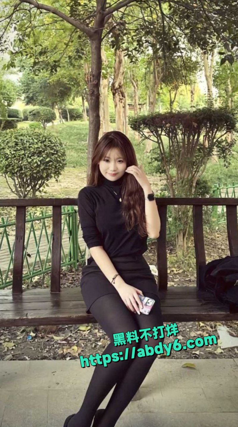 上海大学生李佳怡2