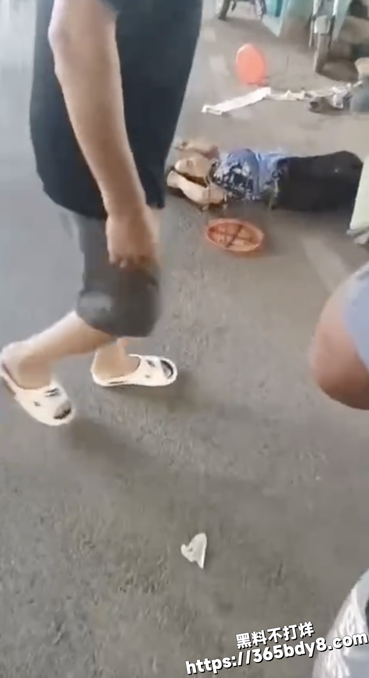摆摊冲突事件4