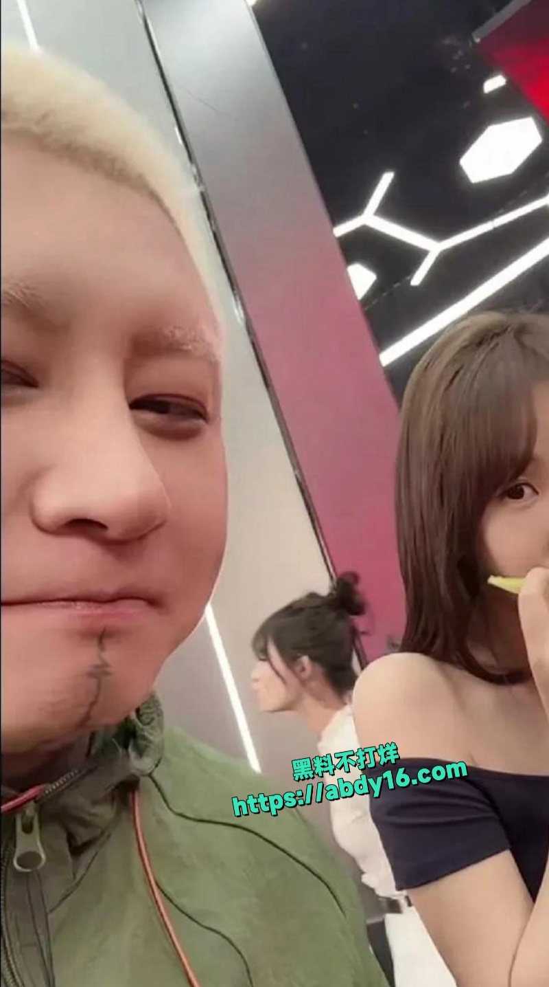 快手网红方丈出轨徒弟阿月 34