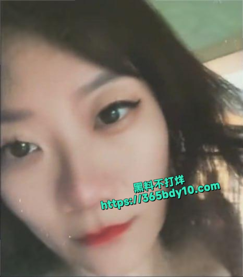 抖音网红少妇于丹钢琴老师1