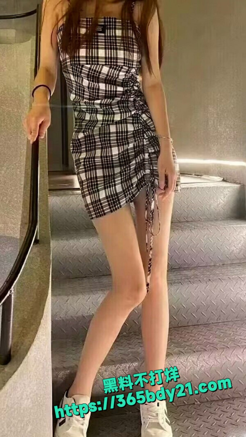 高颜值反差校花 4