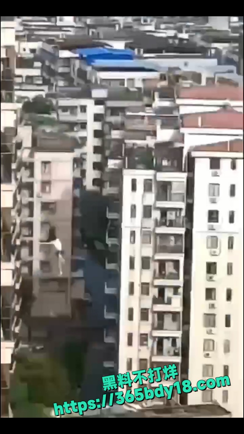 广东清远女孩跳楼 8