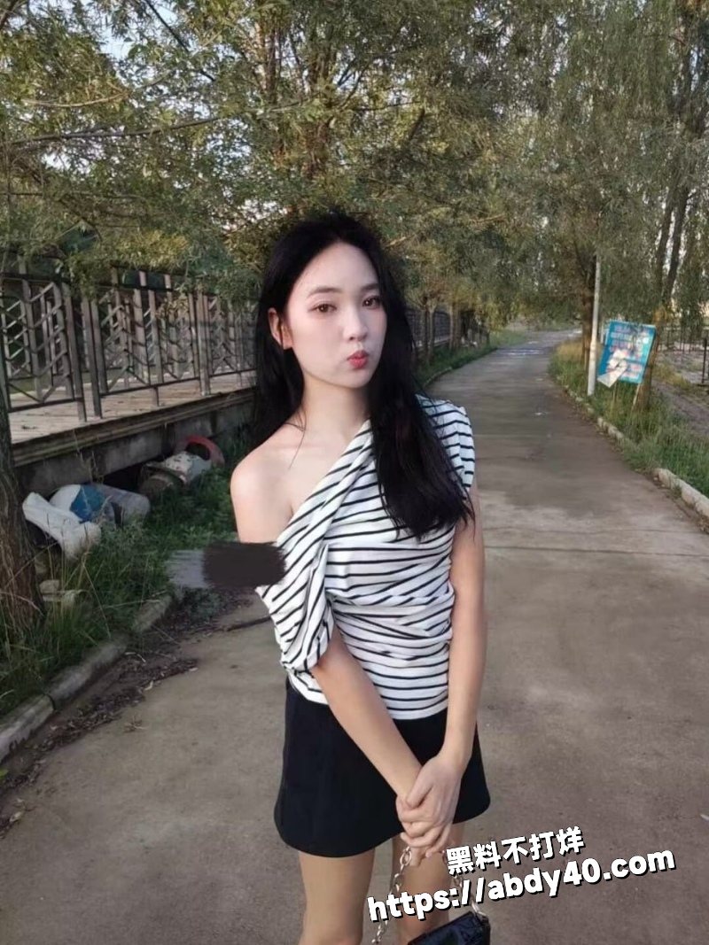 石家庄贾梦泽小母狗一个1