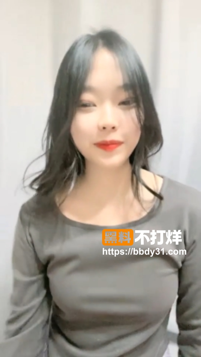 夹心糖饼新下海邻家妹妹4