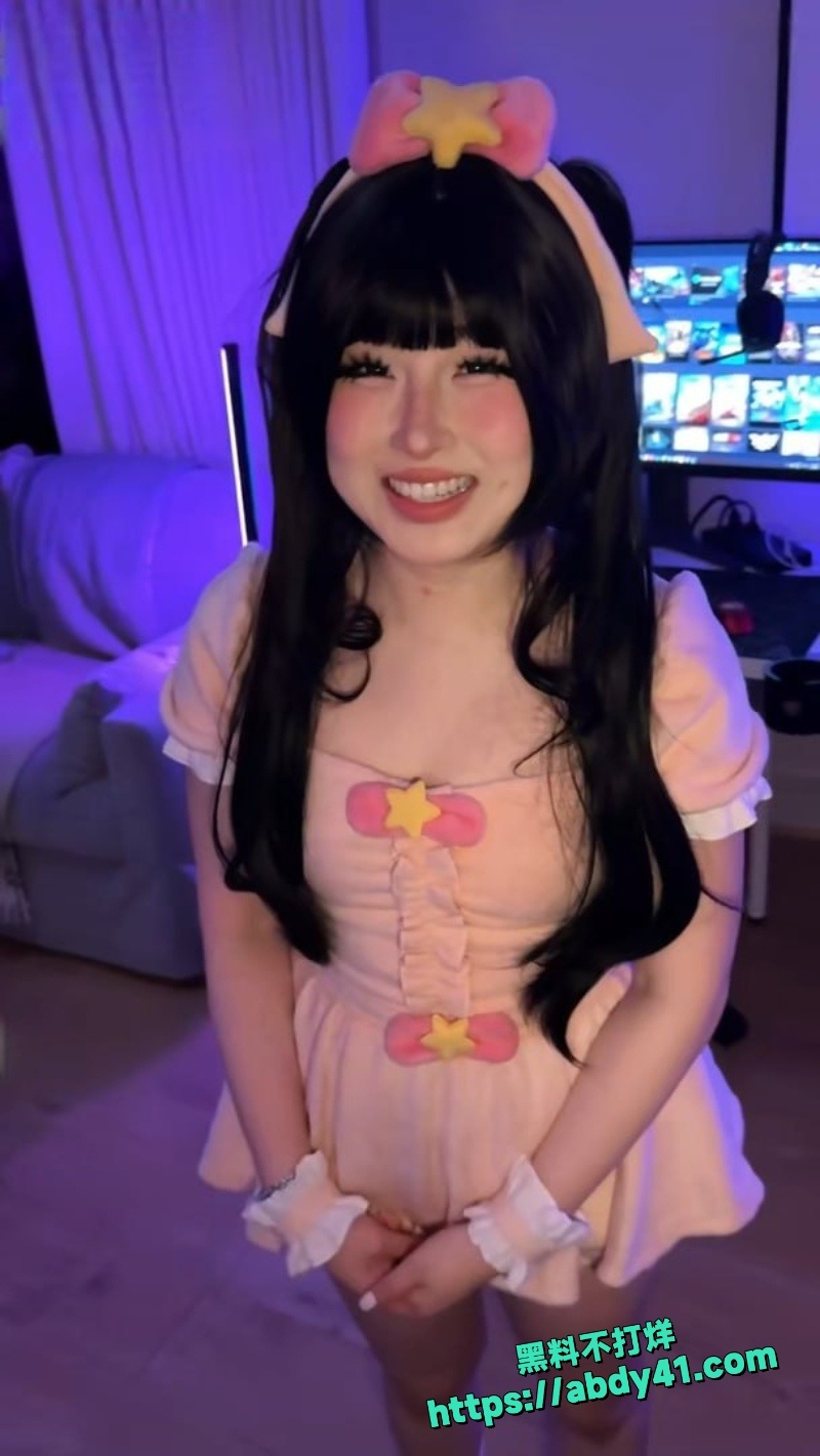 小胖妞噗噗cos女仆肉欲爆棚1