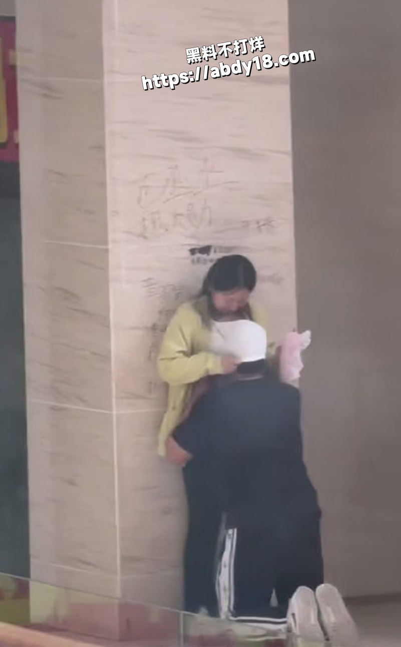 广东职业学院小情侣3