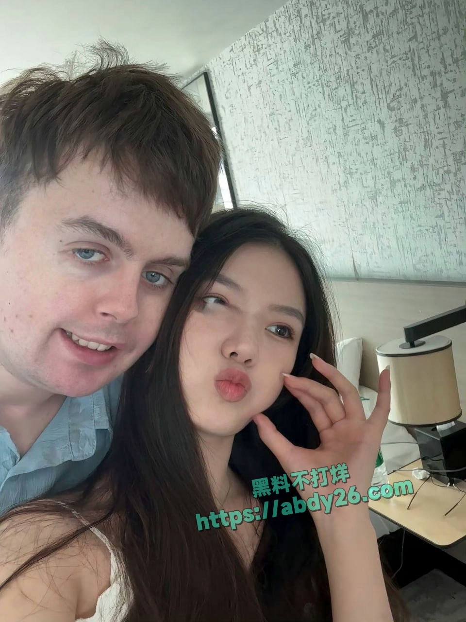四川美女Ami疯狂倒贴英国佬 13