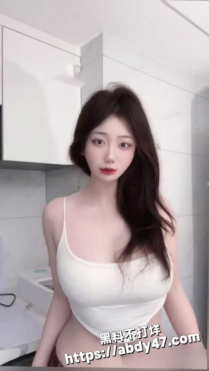 抖音巨乳网红任亦菲4