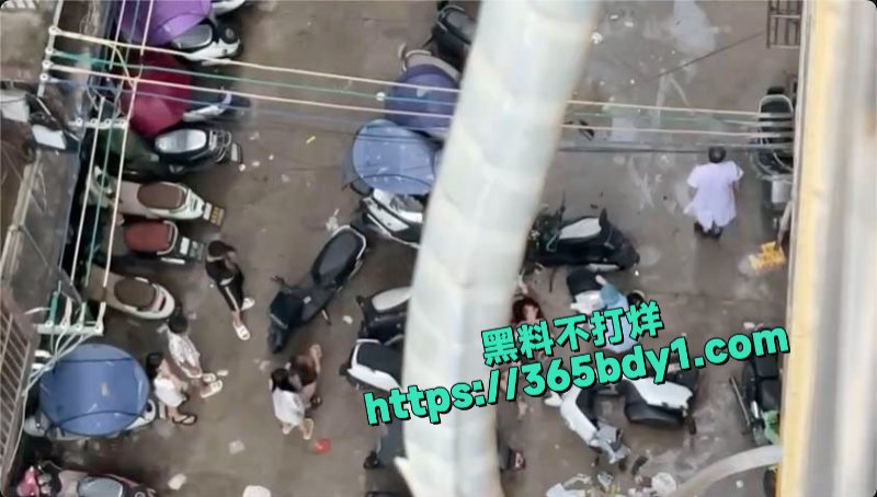 西陇一女孩网传为爱殉情跳楼6