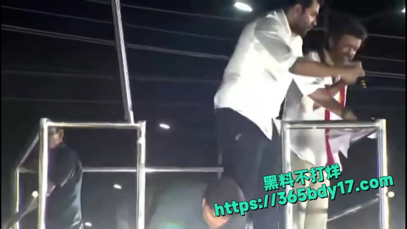 印度泰米尔纳德邦踩踏大事故 24