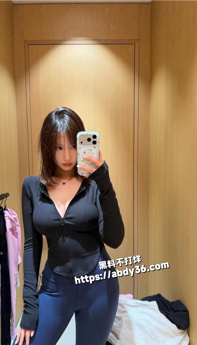 国外知名onlyfans博主.jpg5