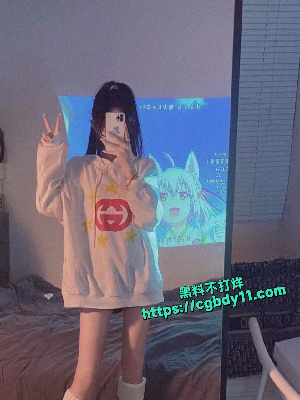 前女友和我在一起的时候就已经在做黄播了6.jpg
